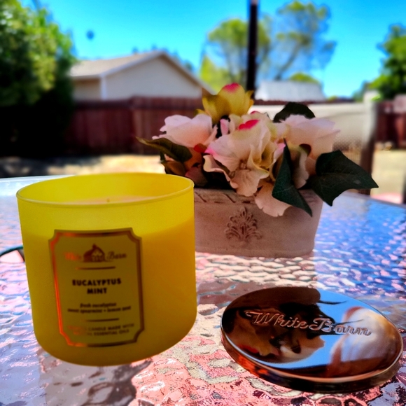 Scented Candles - Picture 2 of 3